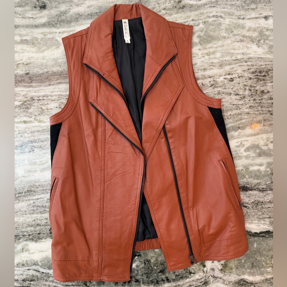 Mural Leather Rust Brown Sleeveless Vest
Size Medium